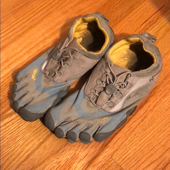 Gray and blue Vibram five fingers. Size 36 - Picture 5 of 9